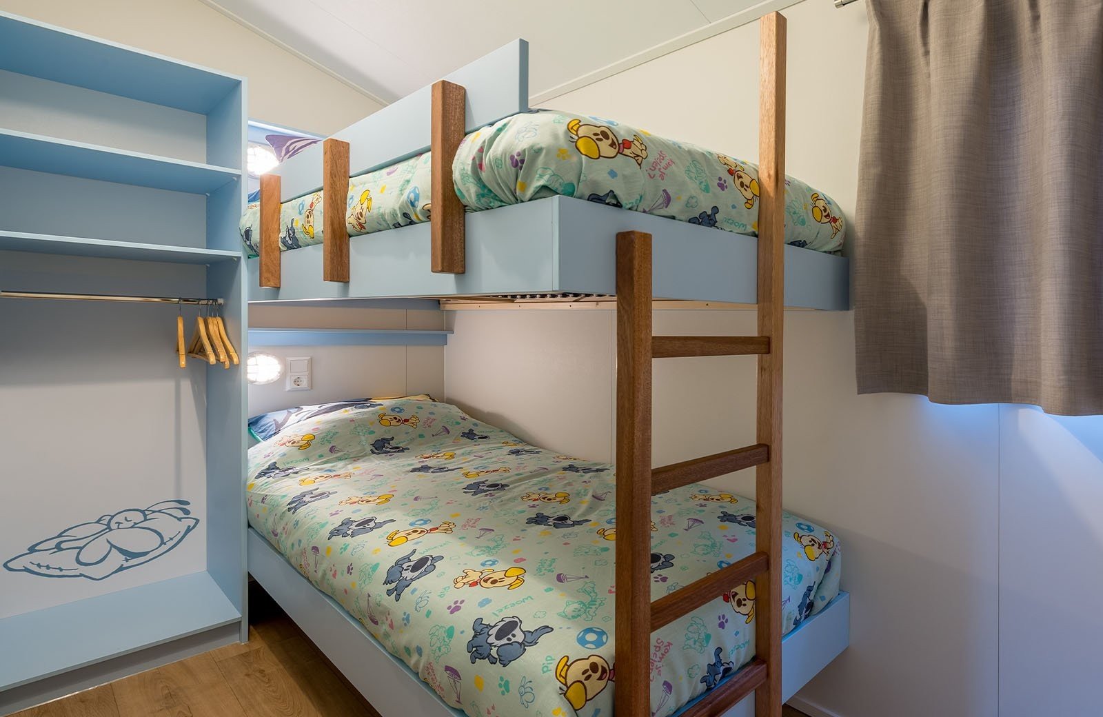 Vlindertjes venhuis slaapkamer stapelbed